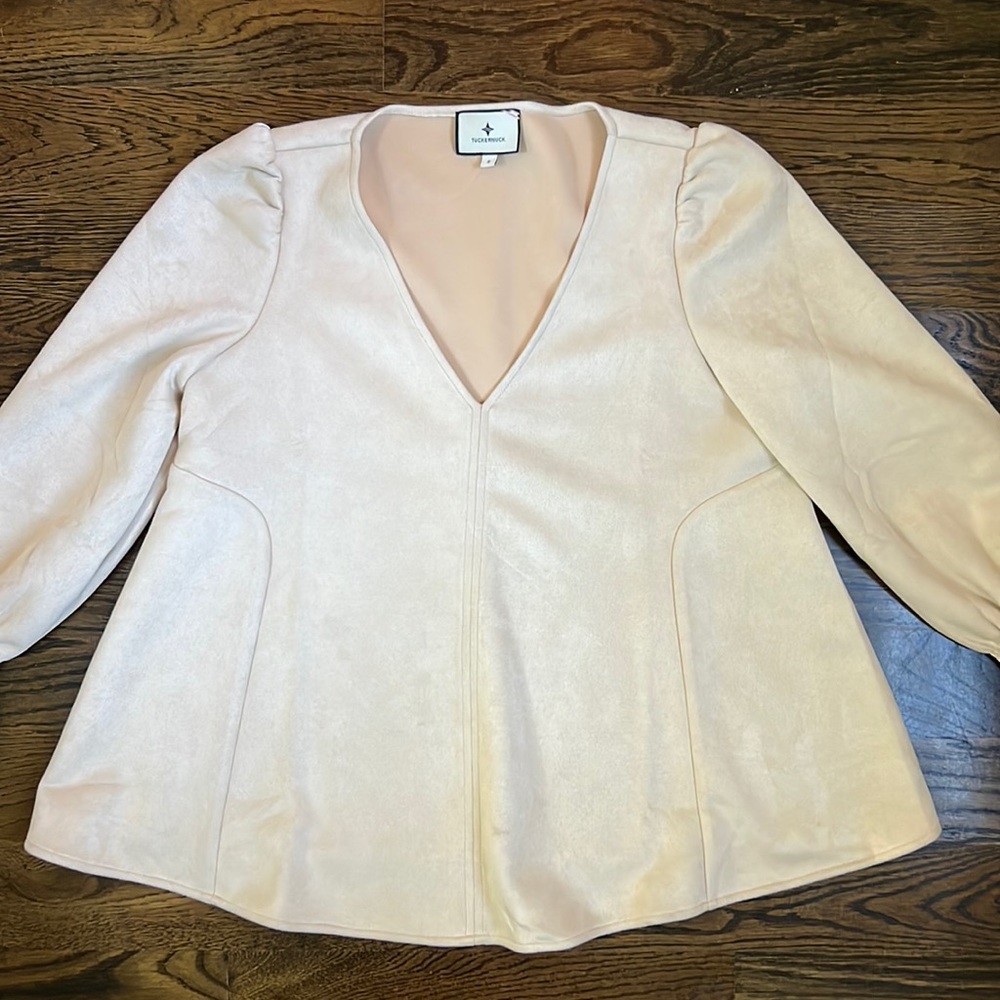 Tuckernuck Brushed Suede Swing Top Size Small